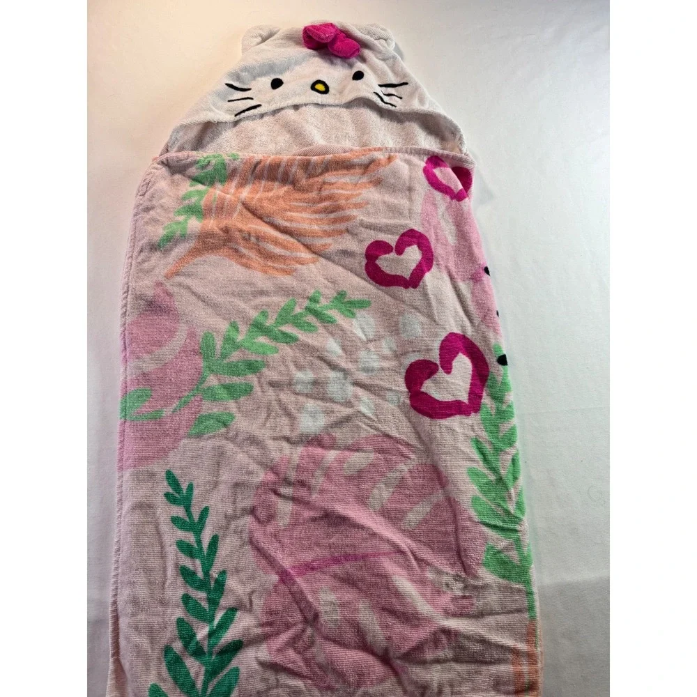 Sanrio Hello Kitty Bath Towel Pink Tropical Hooded Leopard Print Bow Accessory